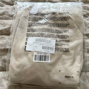 BNWT Gap vintage soft raglan sweatshirt, Small Tall